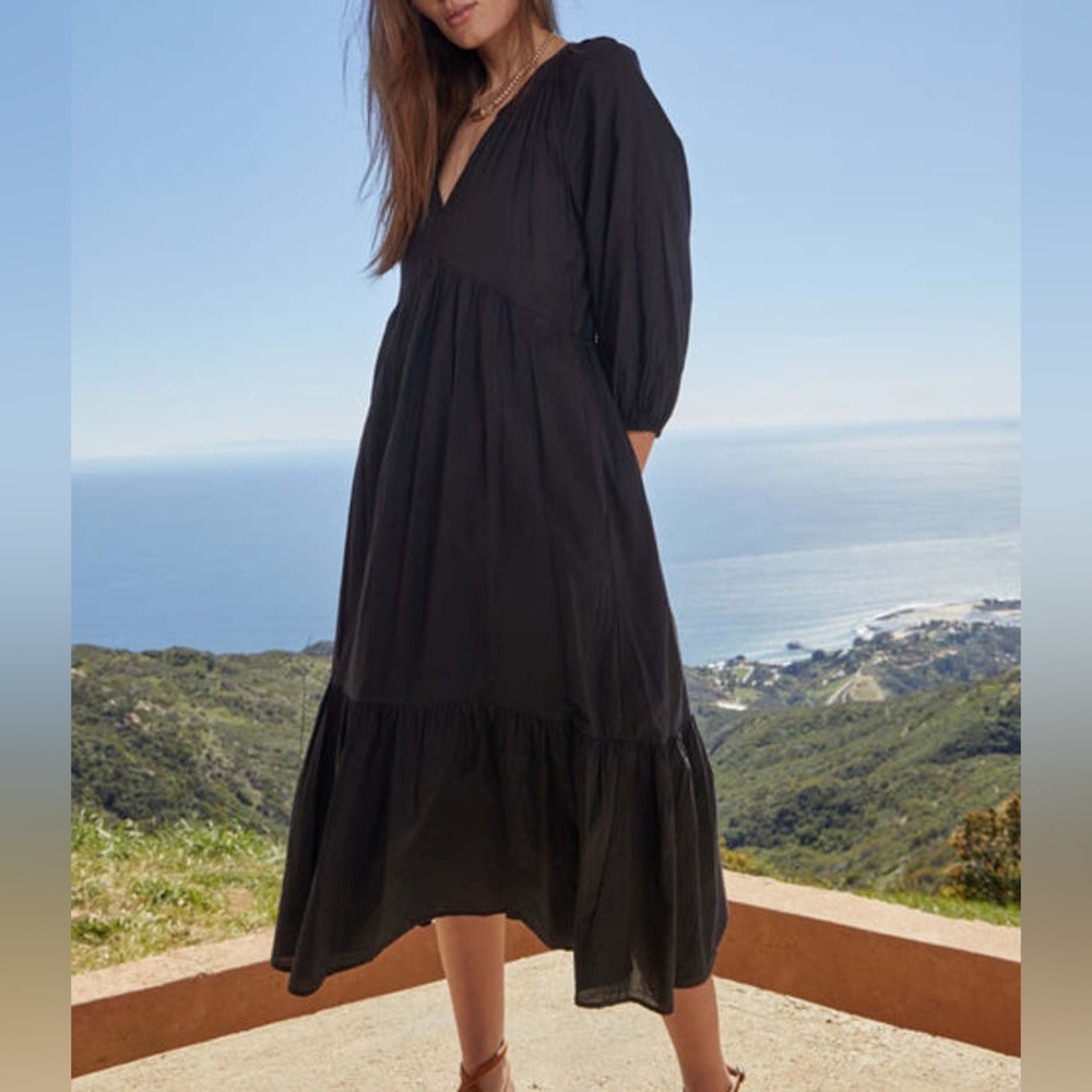 XiRENA Classic Black Garment